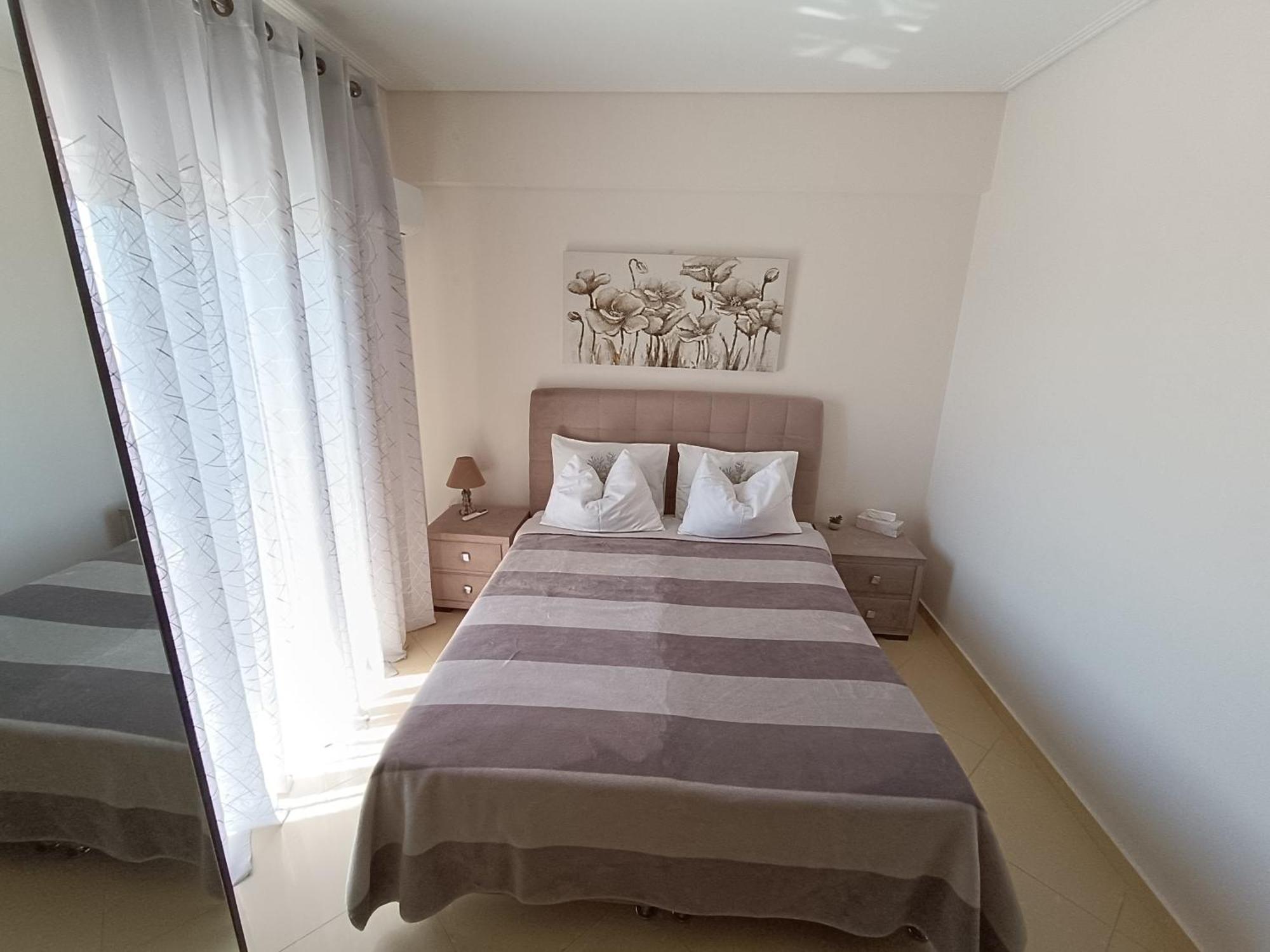 New Elegant Roof Apartment Acharnae Exterior foto